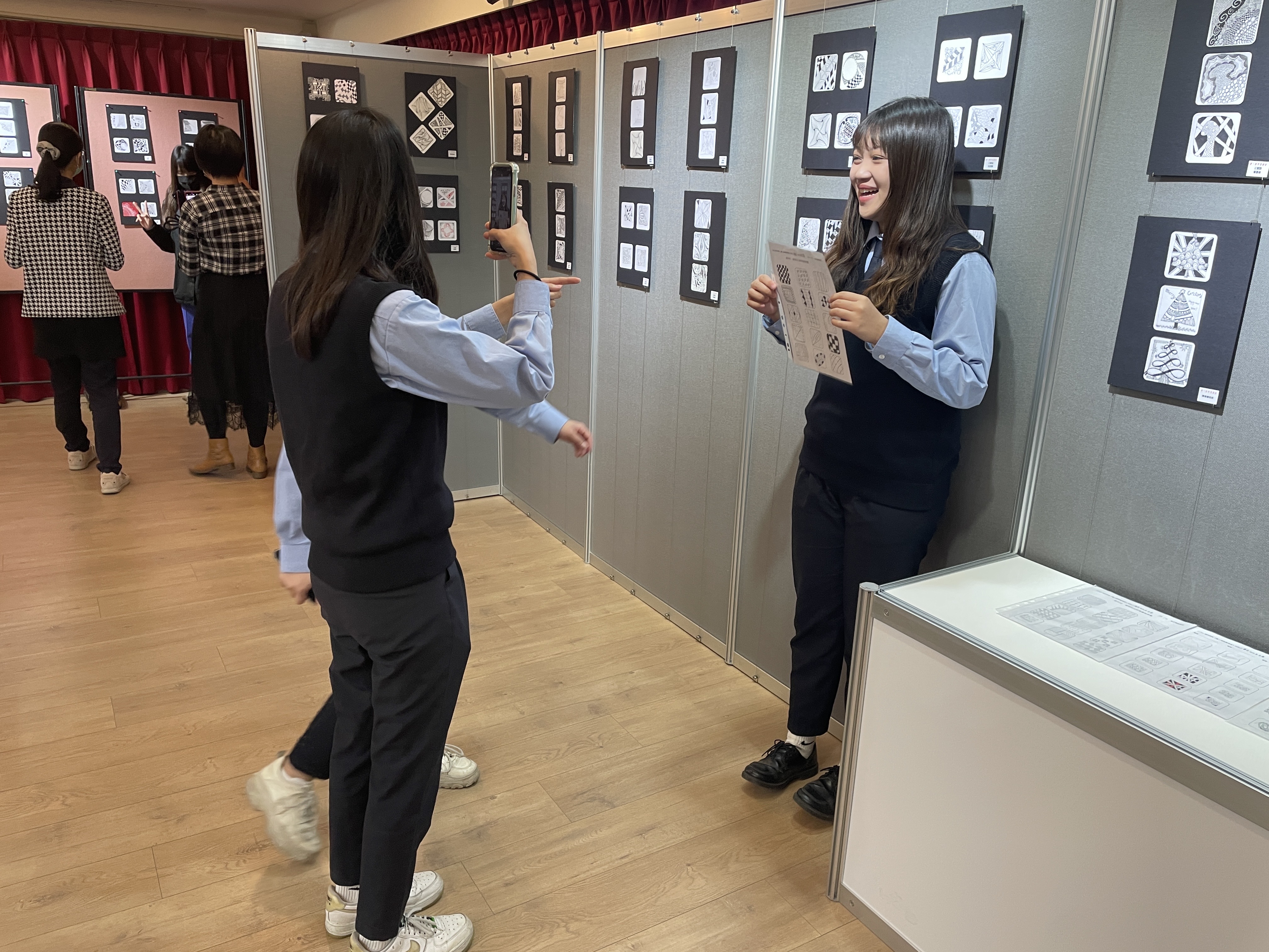 纏繞畫成發 纏繞畫成發