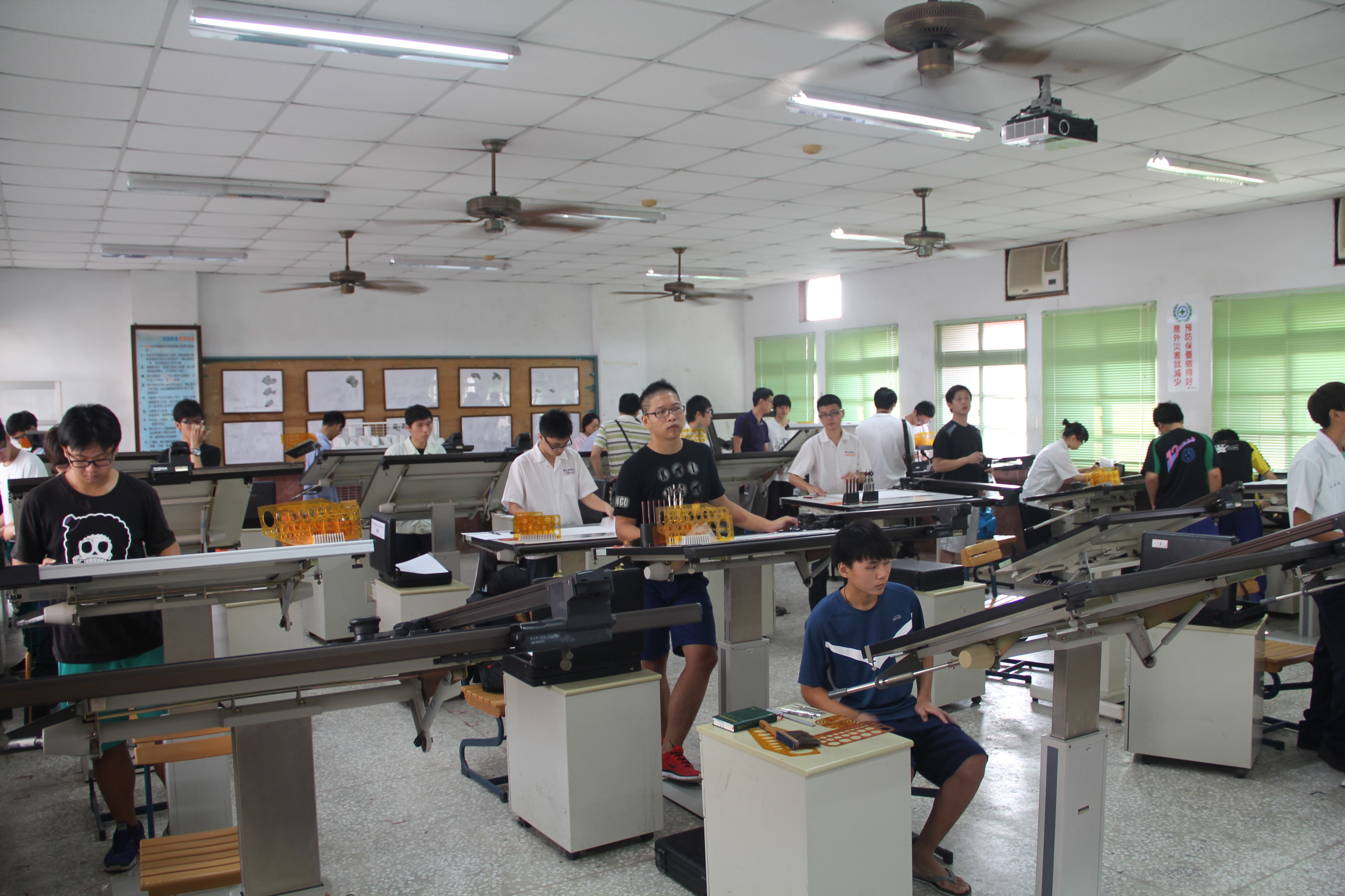 102新營高工2 102新營高工2